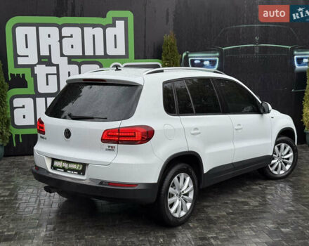 Білий Фольксваген Тігуан, об'ємом двигуна 1.4 л та пробігом 110 тис. км за 14000 $, фото 41 на Automoto.ua