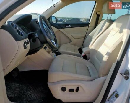 Белый Фольксваген Тигуан, объемом двигателя 1.98 л и пробегом 144 тыс. км за 1600 $, фото 6 на Automoto.ua