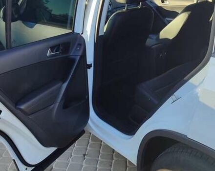 Белый Фольксваген Тигуан, объемом двигателя 1.98 л и пробегом 268 тыс. км за 13300 $, фото 20 на Automoto.ua