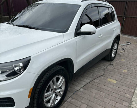 Білий Фольксваген Тігуан, об'ємом двигуна 1.98 л та пробігом 156 тис. км за 14000 $, фото 18 на Automoto.ua