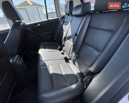 Белый Фольксваген Тигуан, объемом двигателя 1.98 л и пробегом 105 тыс. км за 14490 $, фото 26 на Automoto.ua