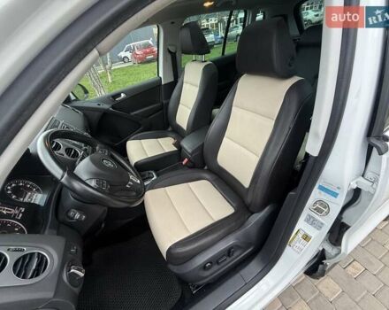 Білий Фольксваген Тігуан, об'ємом двигуна 1.98 л та пробігом 150 тис. км за 13900 $, фото 32 на Automoto.ua