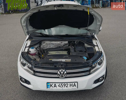 Білий Фольксваген Тігуан, об'ємом двигуна 1.98 л та пробігом 105 тис. км за 12800 $, фото 16 на Automoto.ua