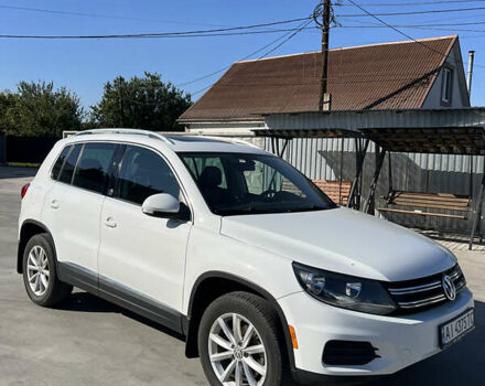 Белый Фольксваген Тигуан, объемом двигателя 1.98 л и пробегом 174 тыс. км за 13500 $, фото 3 на Automoto.ua
