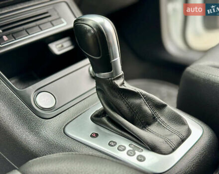 Белый Фольксваген Тигуан, объемом двигателя 2 л и пробегом 228 тыс. км за 12999 $, фото 23 на Automoto.ua