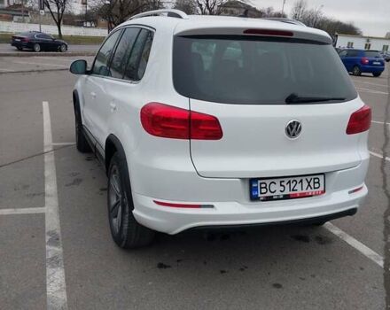 Белый Фольксваген Тигуан, объемом двигателя 1.98 л и пробегом 138 тыс. км за 12700 $, фото 4 на Automoto.ua