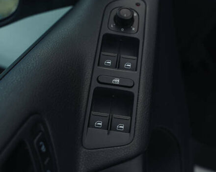 Білий Фольксваген Тігуан, об'ємом двигуна 1.98 л та пробігом 105 тис. км за 12800 $, фото 15 на Automoto.ua