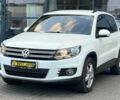 Белый Фольксваген Тигуан, объемом двигателя 2 л и пробегом 150 тыс. км за 14900 $, фото 2 на Automoto.ua