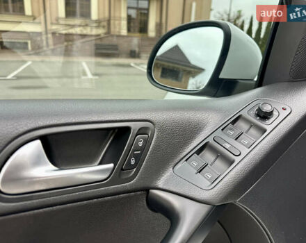 Белый Фольксваген Тигуан, объемом двигателя 2 л и пробегом 228 тыс. км за 12999 $, фото 42 на Automoto.ua