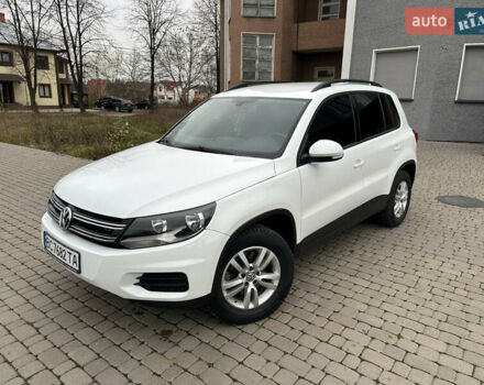 Білий Фольксваген Тігуан, об'ємом двигуна 1.98 л та пробігом 107 тис. км за 13199 $, фото 2 на Automoto.ua
