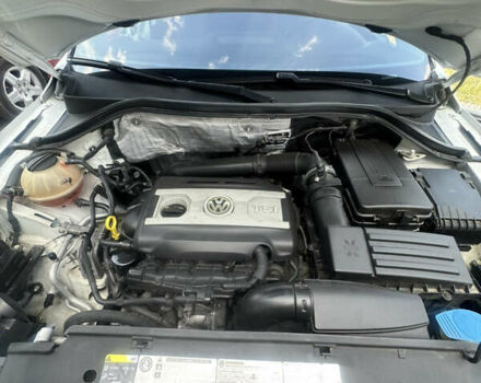 Білий Фольксваген Тігуан, об'ємом двигуна 1.98 л та пробігом 156 тис. км за 14000 $, фото 4 на Automoto.ua