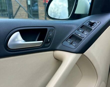 Белый Фольксваген Тигуан, объемом двигателя 2 л и пробегом 144 тыс. км за 14550 $, фото 38 на Automoto.ua