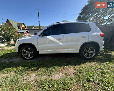 Білий Фольксваген Тігуан, об'ємом двигуна 1.98 л та пробігом 164 тис. км за 15500 $, фото 1 на Automoto.ua