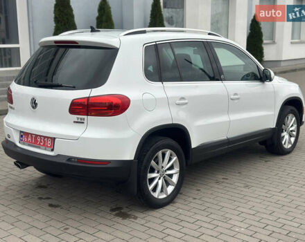 Білий Фольксваген Тігуан, об'ємом двигуна 2 л та пробігом 213 тис. км за 14750 $, фото 6 на Automoto.ua