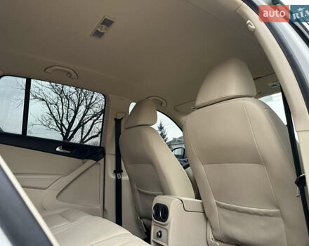 Білий Фольксваген Тігуан, об'ємом двигуна 1.98 л та пробігом 137 тис. км за 13999 $, фото 52 на Automoto.ua