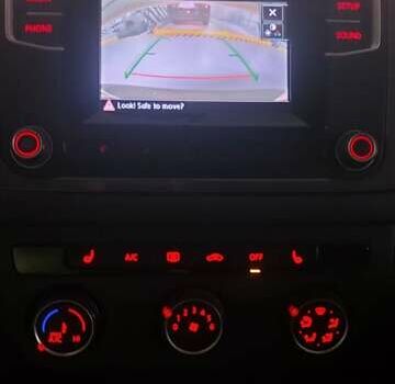 Белый Фольксваген Тигуан, объемом двигателя 1.98 л и пробегом 80 тыс. км за 14500 $, фото 4 на Automoto.ua