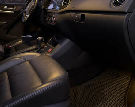 Білий Фольксваген Тігуан, об'ємом двигуна 1.97 л та пробігом 116 тис. км за 15600 $, фото 32 на Automoto.ua