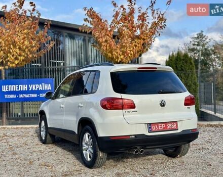 Белый Фольксваген Тигуан, объемом двигателя 2 л и пробегом 144 тыс. км за 14550 $, фото 14 на Automoto.ua