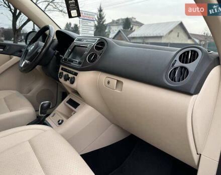 Білий Фольксваген Тігуан, об'ємом двигуна 1.98 л та пробігом 137 тис. км за 13999 $, фото 21 на Automoto.ua