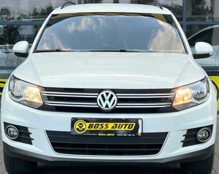 Белый Фольксваген Тигуан, объемом двигателя 2 л и пробегом 150 тыс. км за 14900 $, фото 1 на Automoto.ua