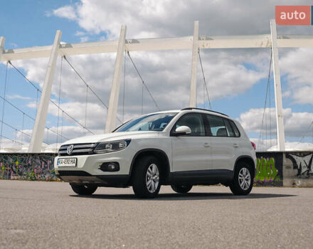 Білий Фольксваген Тігуан, об'ємом двигуна 1.98 л та пробігом 105 тис. км за 12800 $, фото 2 на Automoto.ua