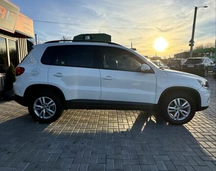 Белый Фольксваген Тигуан, объемом двигателя 2 л и пробегом 132 тыс. км за 13900 $, фото 2 на Automoto.ua