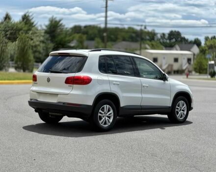 Белый Фольксваген Тигуан, объемом двигателя 2 л и пробегом 80 тыс. км за 6000 $, фото 3 на Automoto.ua