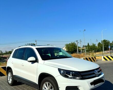 Белый Фольксваген Тигуан, объемом двигателя 2 л и пробегом 150 тыс. км за 12500 $, фото 8 на Automoto.ua