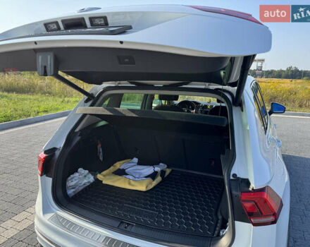 Белый Фольксваген Тигуан, объемом двигателя 1.97 л и пробегом 129 тыс. км за 26500 $, фото 12 на Automoto.ua