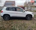 Белый Фольксваген Тигуан, объемом двигателя 2 л и пробегом 195 тыс. км за 13500 $, фото 8 на Automoto.ua