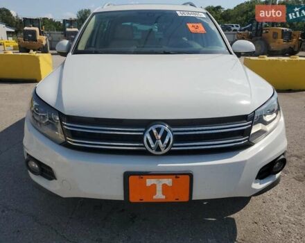 Белый Фольксваген Тигуан, объемом двигателя 2 л и пробегом 61 тыс. км за 900 $, фото 4 на Automoto.ua