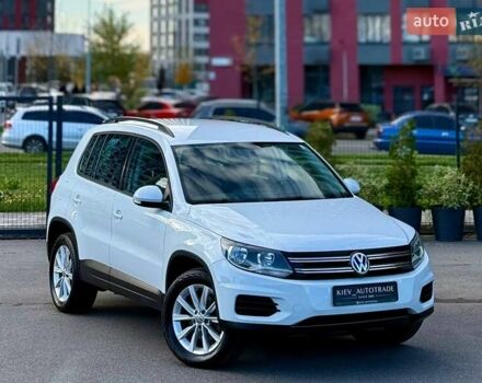 Білий Фольксваген Тігуан, об'ємом двигуна 2 л та пробігом 137 тис. км за 13800 $, фото 1 на Automoto.ua