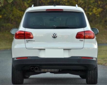 Білий Фольксваген Тігуан, об'ємом двигуна 2 л та пробігом 75 тис. км за 6000 $, фото 3 на Automoto.ua