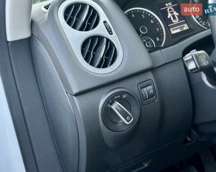 Білий Фольксваген Тігуан, об'ємом двигуна 1.98 л та пробігом 150 тис. км за 13999 $, фото 51 на Automoto.ua