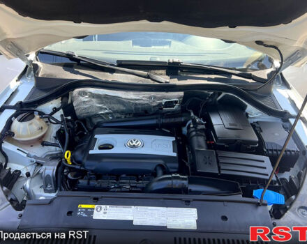 Белый Фольксваген Тигуан, объемом двигателя 2 л и пробегом 207 тыс. км за 14000 $, фото 12 на Automoto.ua