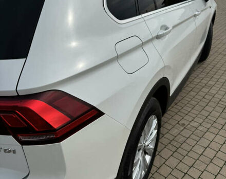 Білий Фольксваген Тігуан, об'ємом двигуна 1.98 л та пробігом 125 тис. км за 21300 $, фото 7 на Automoto.ua