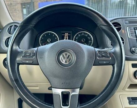 Белый Фольксваген Тигуан, объемом двигателя 2 л и пробегом 144 тыс. км за 14550 $, фото 36 на Automoto.ua