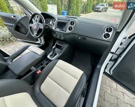 Білий Фольксваген Тігуан, об'ємом двигуна 1.98 л та пробігом 150 тис. км за 13999 $, фото 67 на Automoto.ua