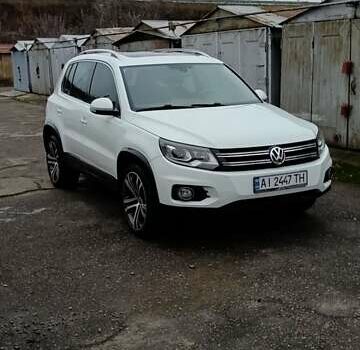 Белый Фольксваген Тигуан, объемом двигателя 1.98 л и пробегом 121 тыс. км за 14999 $, фото 4 на Automoto.ua