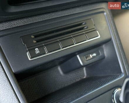 Белый Фольксваген Тигуан, объемом двигателя 1.98 л и пробегом 118 тыс. км за 11750 $, фото 39 на Automoto.ua