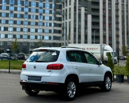 Білий Фольксваген Тігуан, об'ємом двигуна 2 л та пробігом 156 тис. км за 15500 $, фото 2 на Automoto.ua