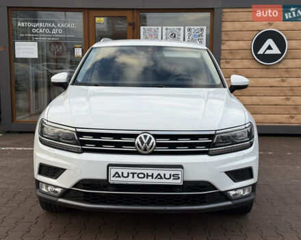 Белый Фольксваген Тигуан, объемом двигателя 1.97 л и пробегом 58 тыс. км за 27999 $, фото 1 на Automoto.ua