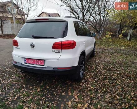 Белый Фольксваген Тигуан, объемом двигателя 2 л и пробегом 195 тыс. км за 13500 $, фото 7 на Automoto.ua