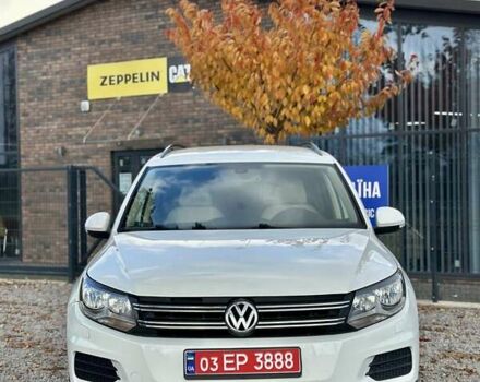 Белый Фольксваген Тигуан, объемом двигателя 2 л и пробегом 144 тыс. км за 14550 $, фото 3 на Automoto.ua