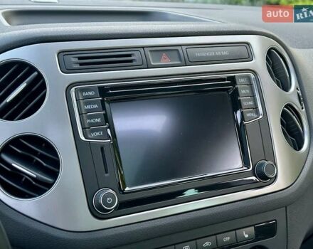 Білий Фольксваген Тігуан, об'ємом двигуна 1.98 л та пробігом 150 тис. км за 13999 $, фото 53 на Automoto.ua