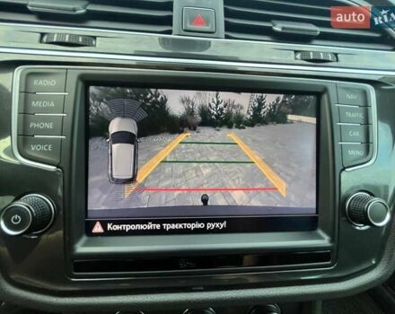 Білий Фольксваген Тігуан, об'ємом двигуна 2 л та пробігом 248 тис. км за 21500 $, фото 72 на Automoto.ua