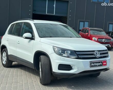 Белый Фольксваген Тигуан, объемом двигателя 2 л и пробегом 152 тыс. км за 15290 $, фото 11 на Automoto.ua