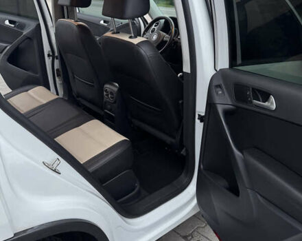 Білий Фольксваген Тігуан, об'ємом двигуна 1.98 л та пробігом 90 тис. км за 16500 $, фото 18 на Automoto.ua