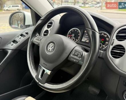 Білий Фольксваген Тігуан, об'ємом двигуна 1.98 л та пробігом 150 тис. км за 13900 $, фото 52 на Automoto.ua