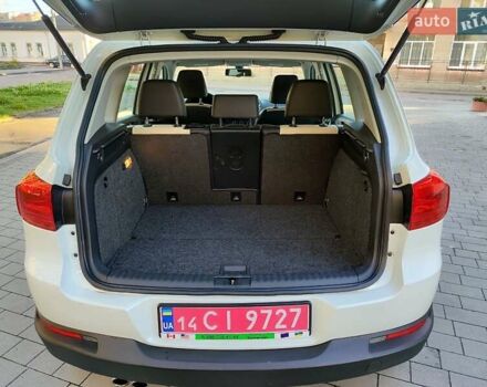 Белый Фольксваген Тигуан, объемом двигателя 2 л и пробегом 216 тыс. км за 11700 $, фото 18 на Automoto.ua